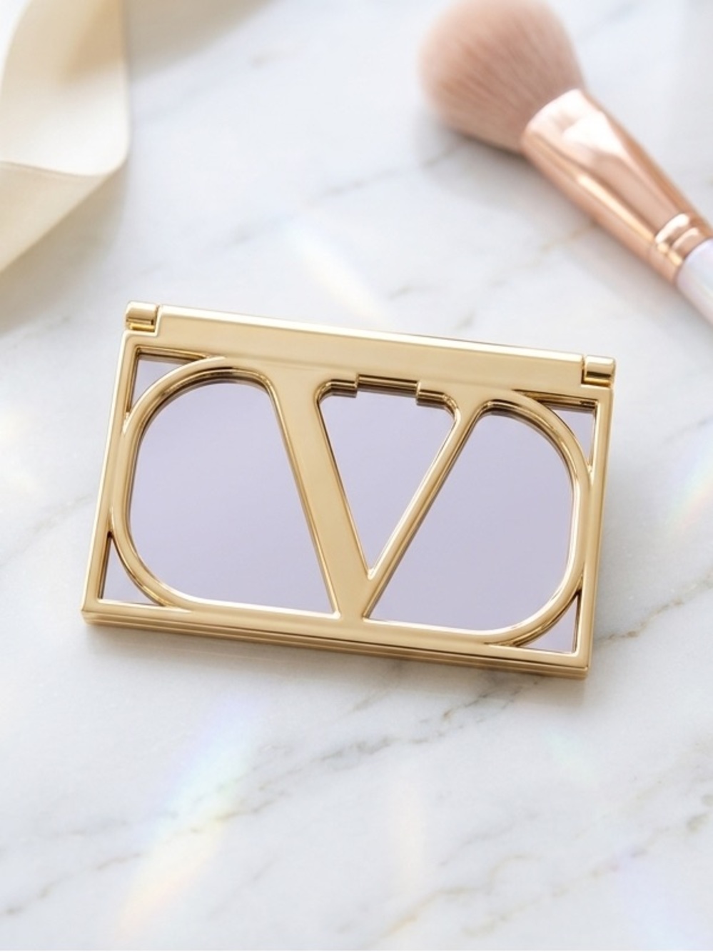 Valentino Beauty V Logo
Compact Mirror - GWP Gold NWT